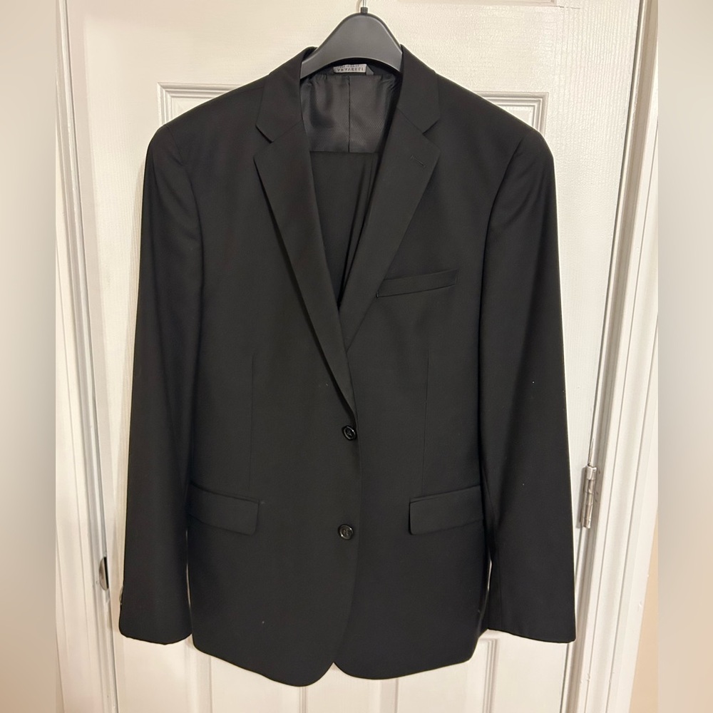 CARAVELLI 2 PIECE SLIM SUIT